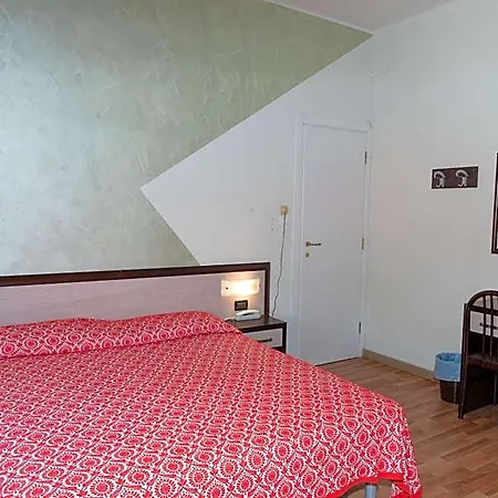 Adrimer Hotel 3*