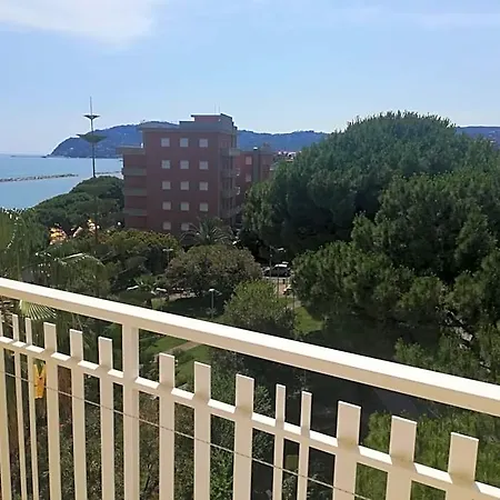Adrimer Hotel 3*