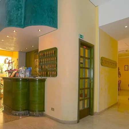 Adrimer Hotel 3*